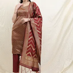 Vishudh Women Poly Brocade Ethnic Motifs Printed Sleeveless Kurta with Trousers & Dupatta-picture-1