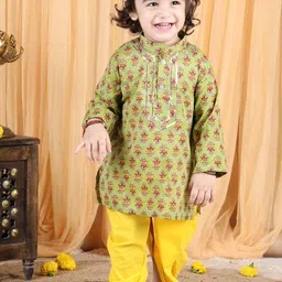 kidcetra Boys Green Floral Yoke Design Pure Cotton Kurta with Dhoti Pant Set-18