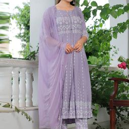 SINGNI Women Lavender Floral Printed Thread Work Kurta with Trousers & Dupatta-picture-17