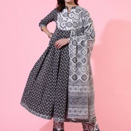 GLAM ROOTS Floral Printed Gotta Patti Anarkali Kurta with Trousers & With Dupatta-image-53
