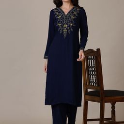 AURELIA Floral Embroidered Thread Work V-Neck Straight Kurta With Palazzo-picture-10