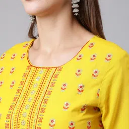 GLAM ROOTS Ethnic Motifs Embroidered Empire Sequinned Kurta with Trousers & With Dupatta image 5