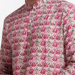 SARVAMOHAN Men Red Ethnic Motifs Printed Kurta with Pyjama image 2