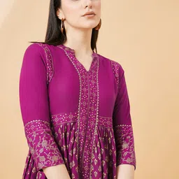 all about you Maroon Ethnic Motifs Printed Gotta Patti Regular Kurta with Trousers image 2
