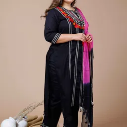 MIRAVAN Plus Size Embroidered Mirror Work Tie-Up Kurta with Trousers & Dupatta image 5