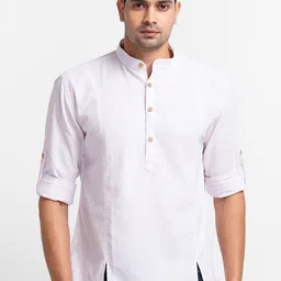 SARVAMOHAN Men Pink Solid Cotton Kurta-image-63