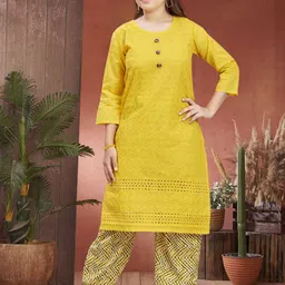 Sangria Girls Embroidered Cotton Kurta-16