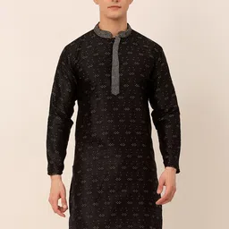 Jompers Men Black Mandarin Collar Thread Work Kurta-image-41