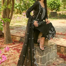 Indo Era Ethnic Motifs Embroidered Regular Thread Work Kurta with Trousers & Dupatta-29