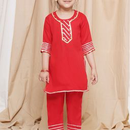 Aj DEZInES Girls Yoke Design Regular Gotta Patti Pure Cotton Kurta with Pyjamas-picture-41