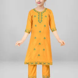 BAESD Girls Ethnic Motifs Embroidered Regular Thread Work A-Line Kurta with Trouser-image-40