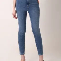 Vero Moda Women Skinny Fit High-Rise Slash Knee Light Fade Stretchable Whiskers Jeans-picture-45