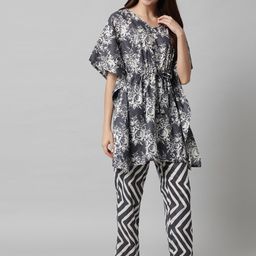SEPHANI Women Pure cotton  Grey & Off White Printed Night suit-image-10