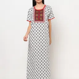 TRUNDZ White & Black Printed Maxi Nightdress-picture-53