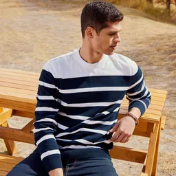 Celio Men Black & White  Regular Fit  Striped Pullover Sweater-image-76