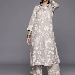 Varanga Printed Straight Kurta Set-image-90