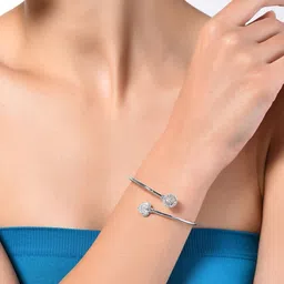 AMI Women Silver-Toned & White Brass Cubic Zirconia Silver-Plated Kada Bracelet-image-75
