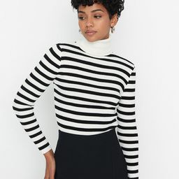 Trendyol Women Black & White Striped Pullover-image-87