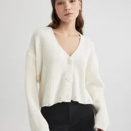 DeFacto V-Neck Crop Cardigan Sweater-picture-20