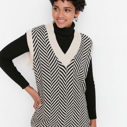 Trendyol Striped Printed Longline Sweater Vest-picture-18