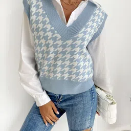 StyleCast Women Geometric Printed Sweater Vest-picture-36