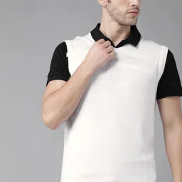 The Roadster Lifestyle Co. White Sleeveless Acrylic Sweater Vest-picture-10