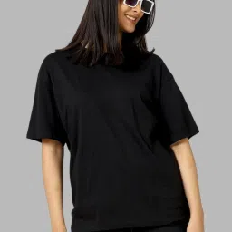 Women Solid Round Neck Pure Cotton Black T-Shirt-image-2