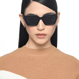 Vincent Chase Unisex Wayfarer Sunglasses with Polarised and UV Protected Lens-216679 image 4