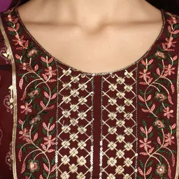 V-Mart Ethnic Motifs Printed Thread Work Regular Kurta with Sharara image 2