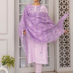 Royal Export Floral Yoke Design Thread Work Regular Kurta with Trousers & Dupatta image 3