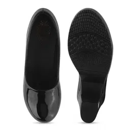 Shoetopia Textured Block Heel Pumps image 5