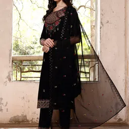 KALINI Embroidered Regular Thread Work Kurta with Trousers & Dupatta image 5