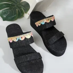 SAPATOS Wedge Sandals with Ethnic - Embellished-44