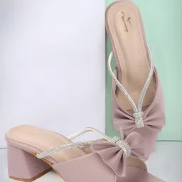 CHINRAAG Colourblocked Block Sandals with Bows-4