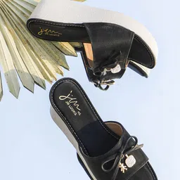 JM Looks Printed Wedge Sandals with Bows-12