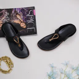 Misto Women Black T-Strap Flats-image-32