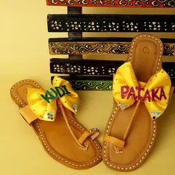 PehnawaCraft Women Ethnic One Toe Flats with Bows-picture-8