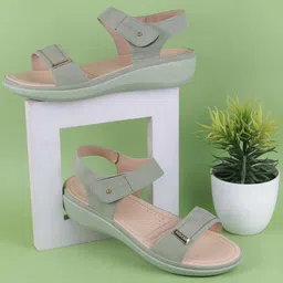 Mochi Block Peep Toes with Bows-34