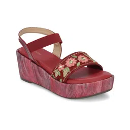 CLOG LONDON Red Wedge with Bows image 5