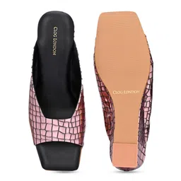 CLOG LONDON Textured Square Toe Wedge Heels image 2