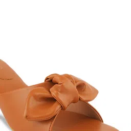 Rubeezz Tan Party Block Sandals with Bows image 2