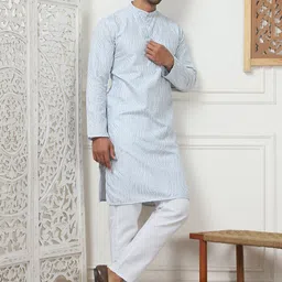 Jompers Men Leheriya Embroidered Regular Chikankari Kurta with Pyjamas-picture-18