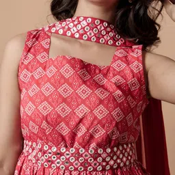 WEAVLLITE Bandhani Printed Pleated Square Neck Mirror Work Kurta with Sharara & Dupatta image 2