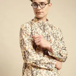 Sanwara Men Beige Floral Printed Kurta with Churidar-image-80