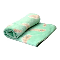Tranquil square Green Printed Pure Cotton 650 GSM Bath Towel-6