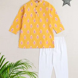 The Magic Wand Boys Floral Printed Pure Cotton Straight Kurta with Trousers-20