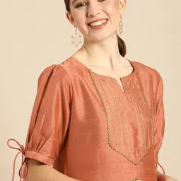 Janasya Women Peach-Coloured Embroidered Regular Gotta Patti Kurta with Pants-picture-1