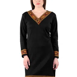 Vastraa Fusion V-Neck Long Sleeves Woolen Straight Kurta-image-24