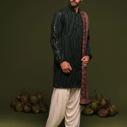 KALPRAAG Men Embroidered Regular Sequinned Kurta with Patiala & With Dupatta image 3