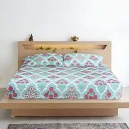 Aurave Olivia Blue & White Floral 210 TC Fitted King Bedsheet With 2 Pillow Covers-image-50